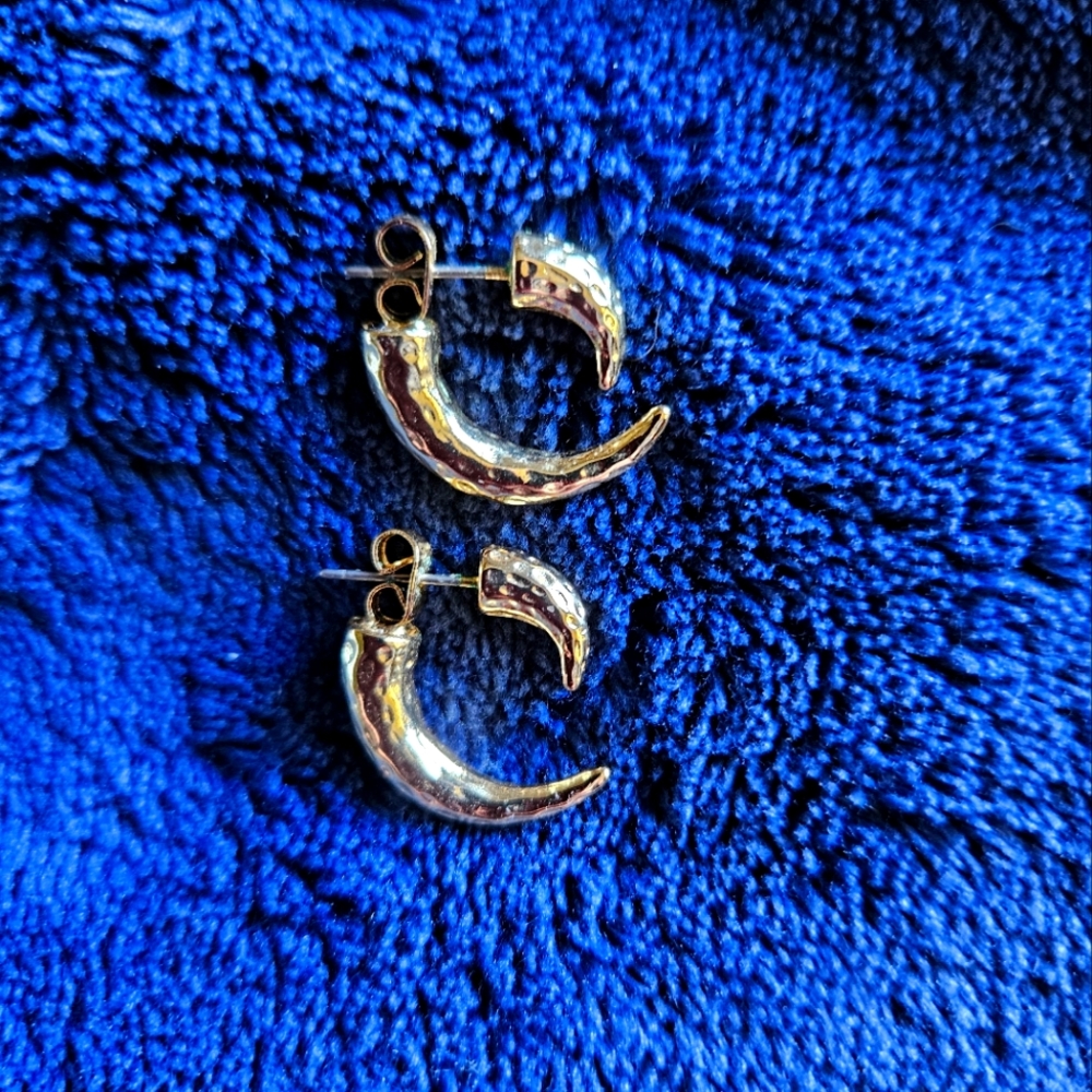 Uncommon James Horn Ear Jacket